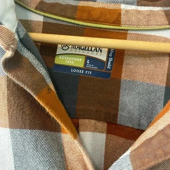 MEN'S Large Magellan Plaid Flannel Loose Fit Shirt - Picture 4 of 4